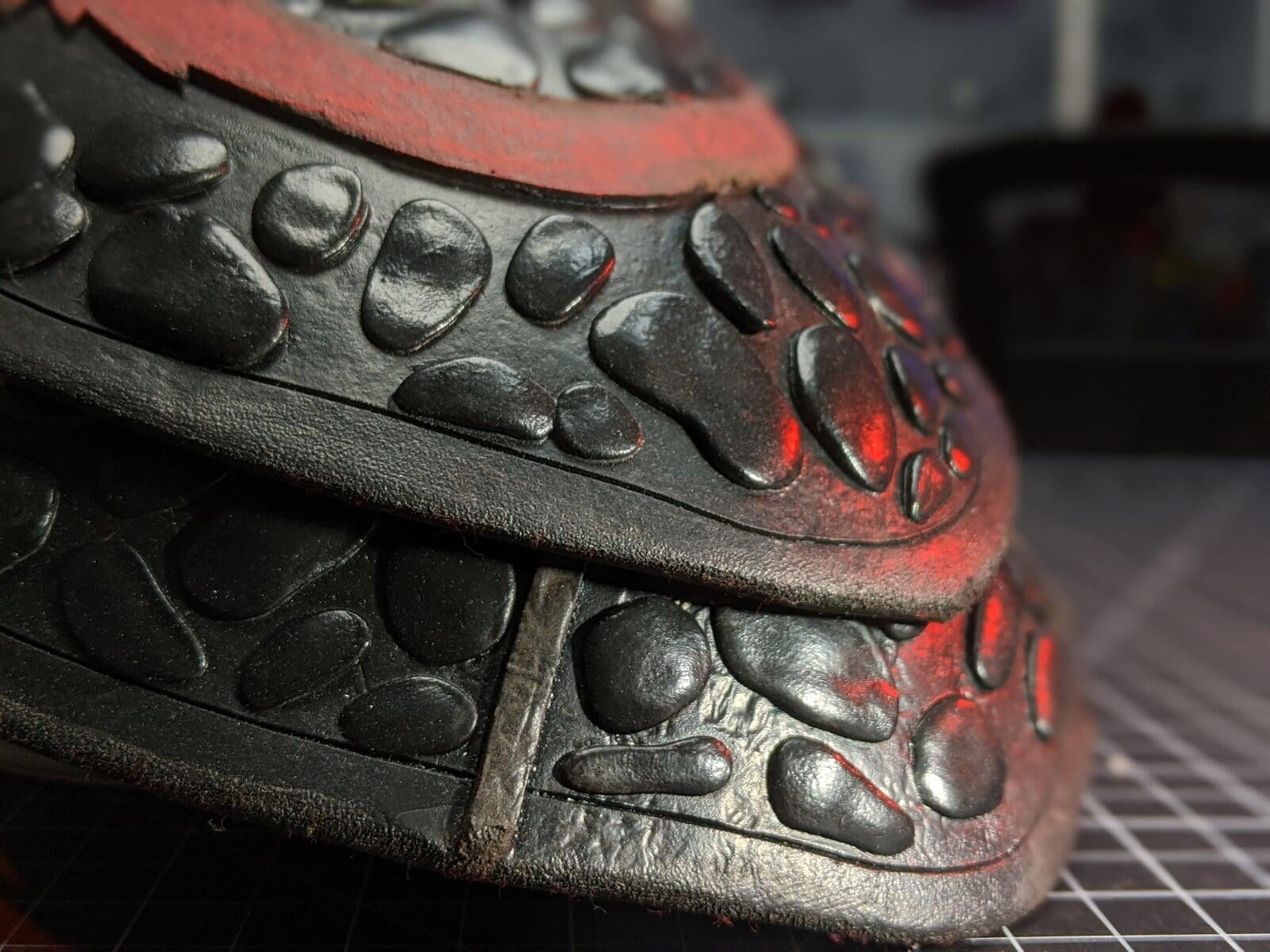 Hiccups Right Pauldron From HTTYD3